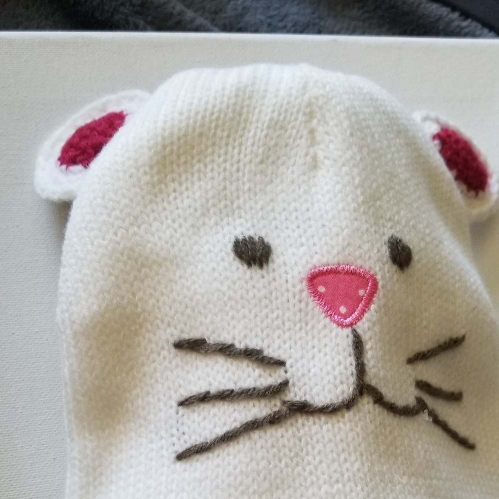 Small Childs Knit Hat & Gloves